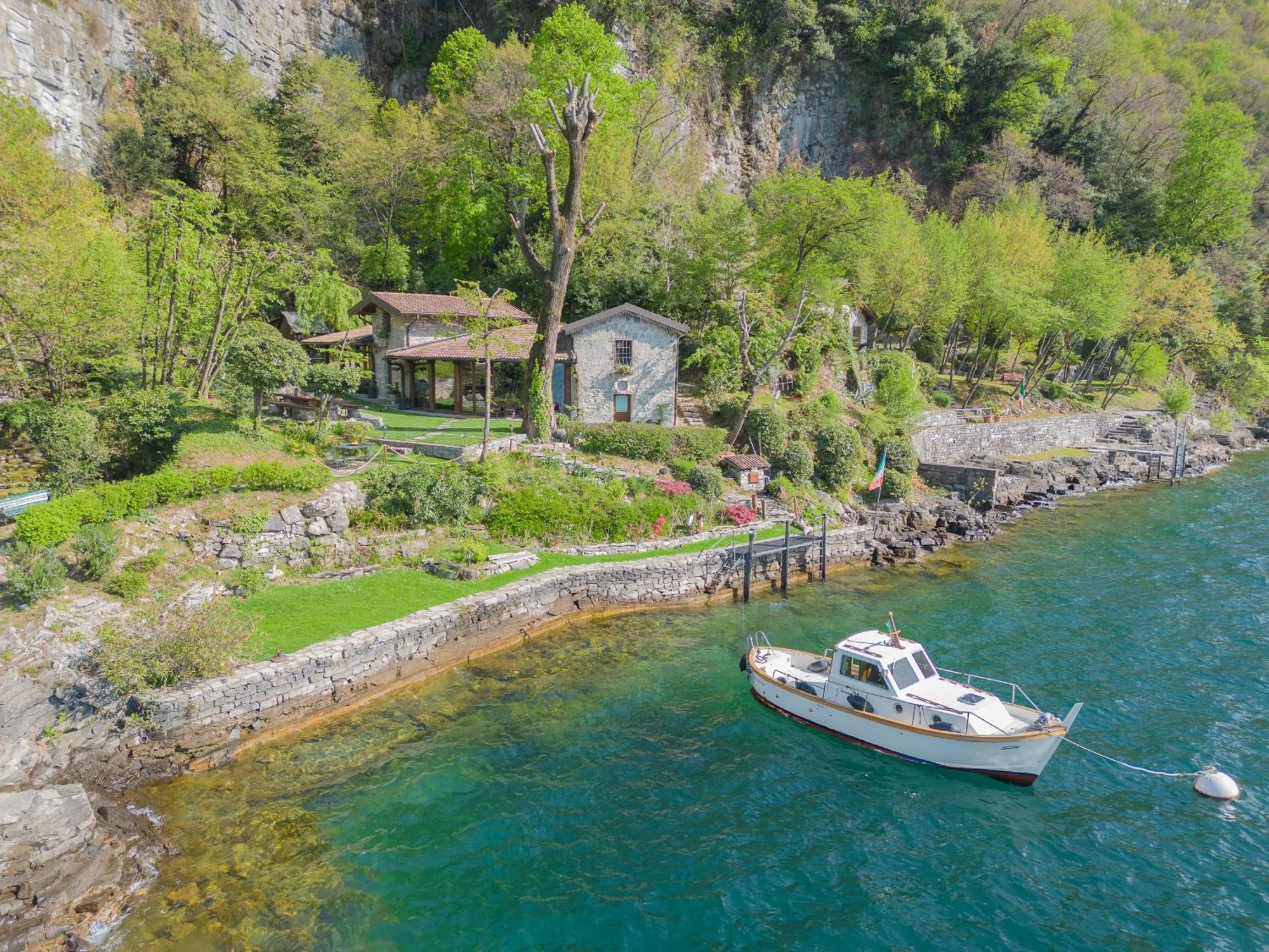 The Writer'S Nest Waterfront Villa By Rent All Como Faggeto Lario エクステリア 写真